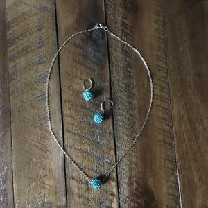 NWT! Turquoise & Silver Rhinestone Necklace